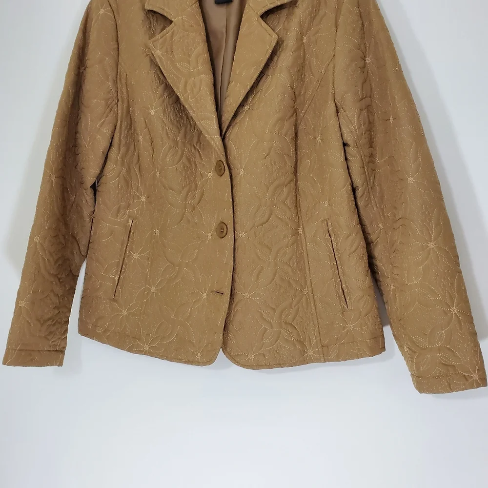 R.Q.T.  Jacket, Size Small - Picture 5 of 13